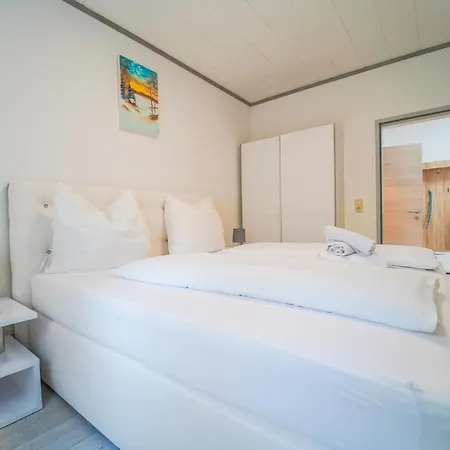 In Niederoesterreich Mit 3 Mitten Im Wald Feuchtenbach