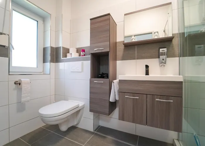 In Niederoesterreich Mit 3 Mitten Im Wald Feuchtenbach